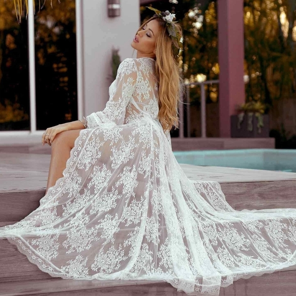 🎉HP Lace Floral Cover Up - Picture 2 of 5